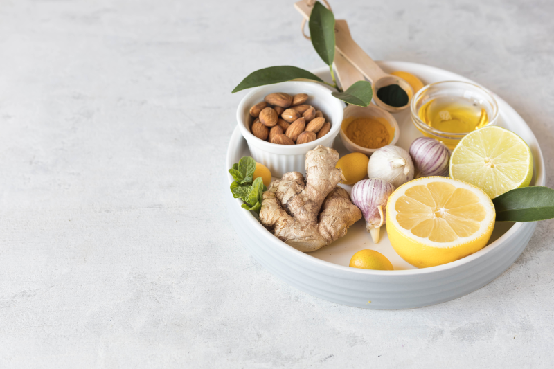Ginger and garlic on a wooden tray